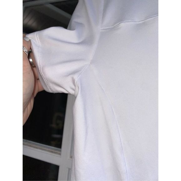 Fabletics Phoenix Short-Sleeve Top, White Shirt- Size Small, MSRP $65, EUC - Picture 10 of 10
